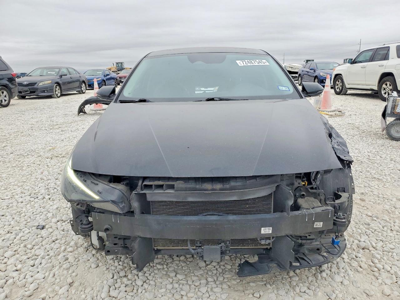 2023 Hyundai Elantra Limited - Image 5