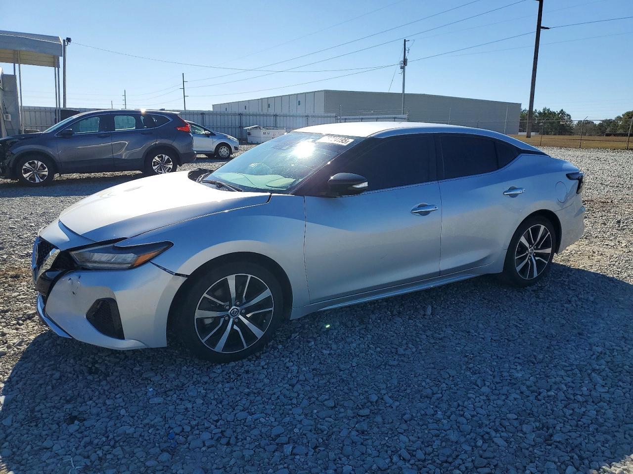 2022 Nissan Maxima Sv