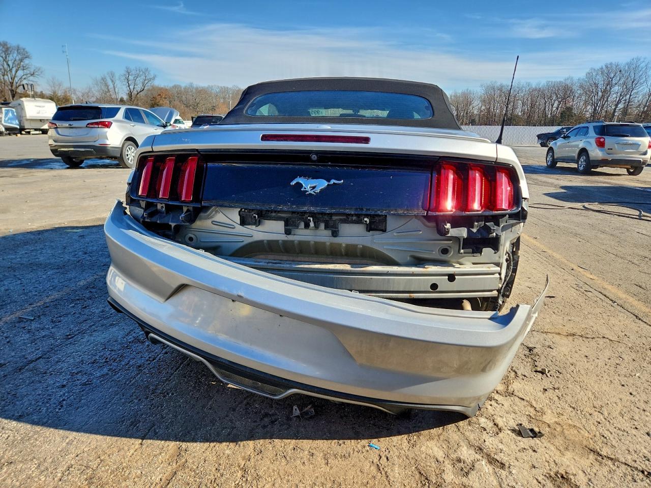 2016 Ford Mustang - Image 6