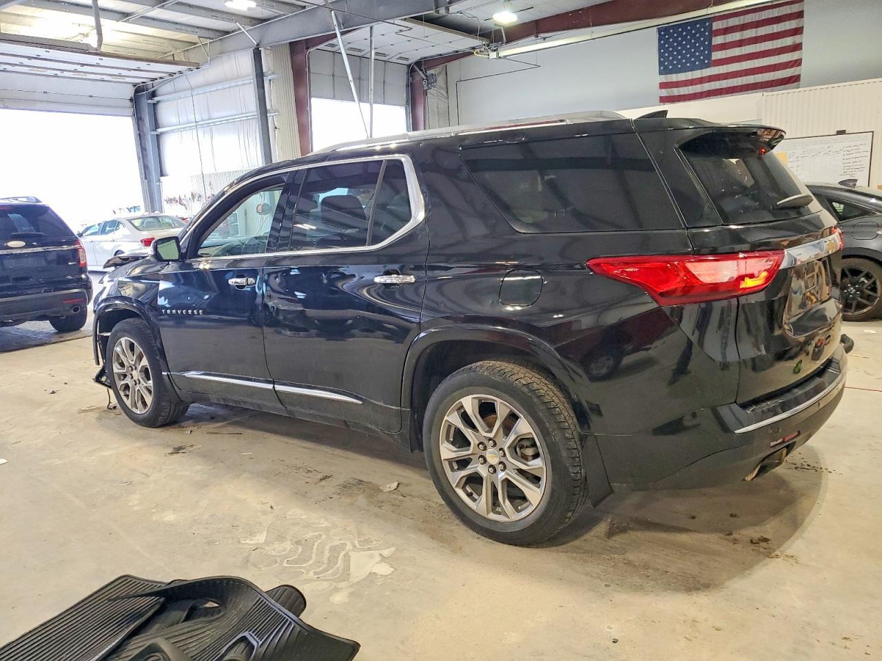 2018 Chevrolet Traverse Premier - Image 2