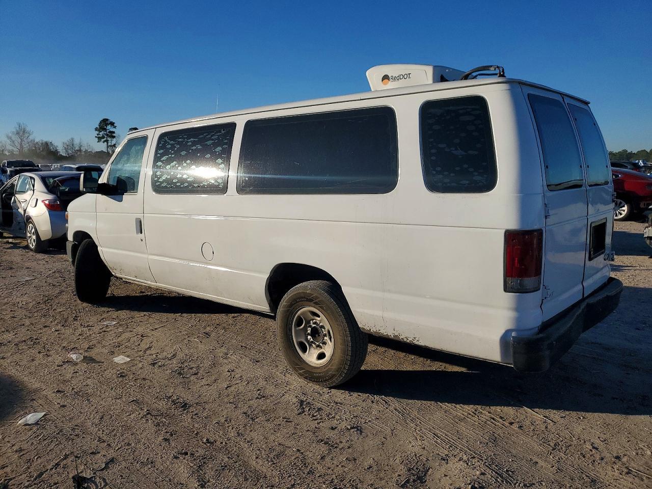 2009 Ford E250 Delivery Van - Image 2