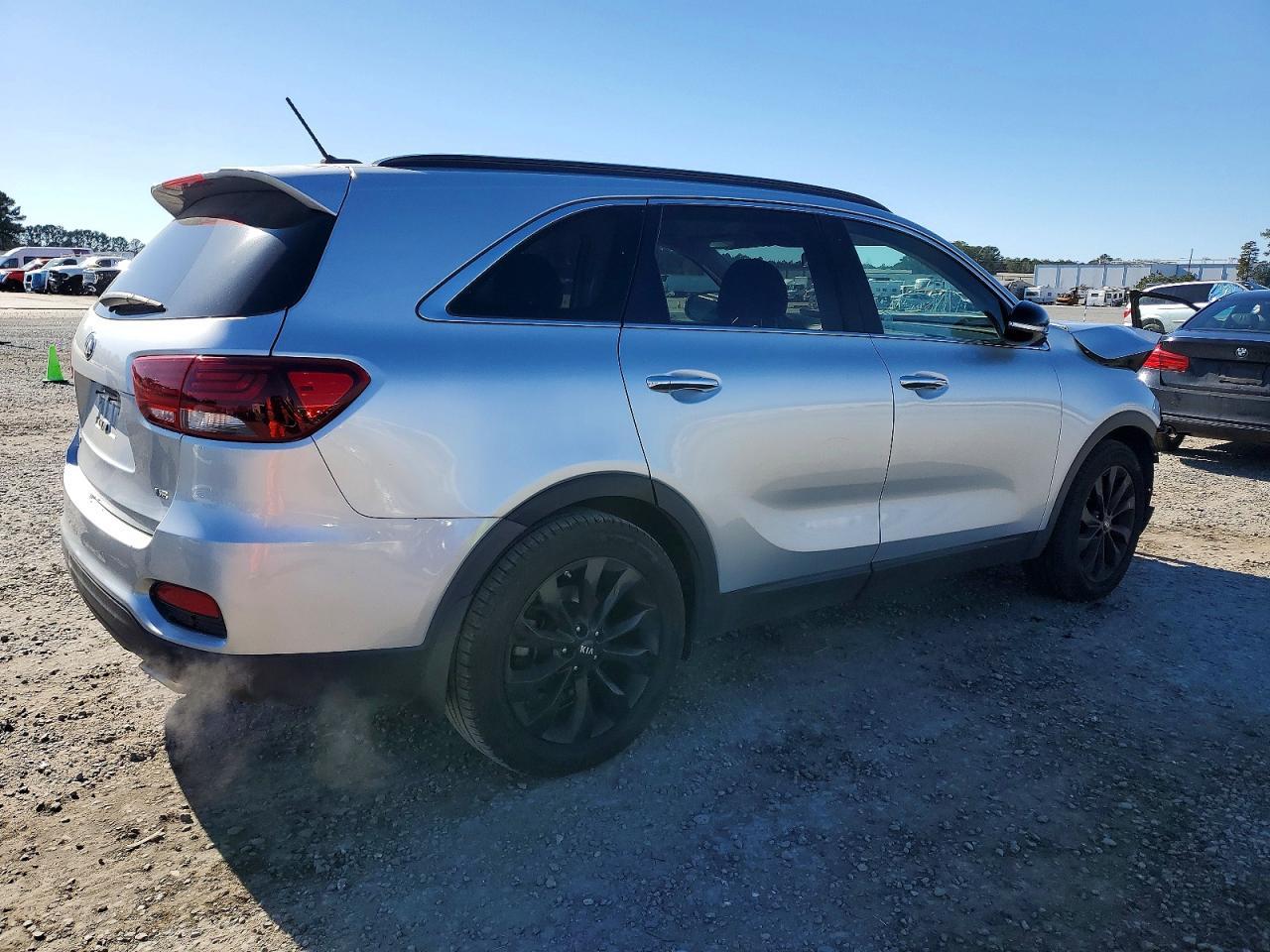 2019 Kia Sorento Lx - Фото 3
