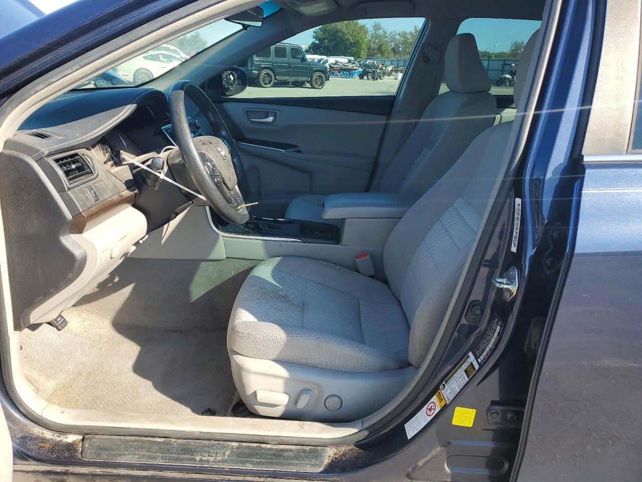 2017 Toyota Camry Le - Фото 7