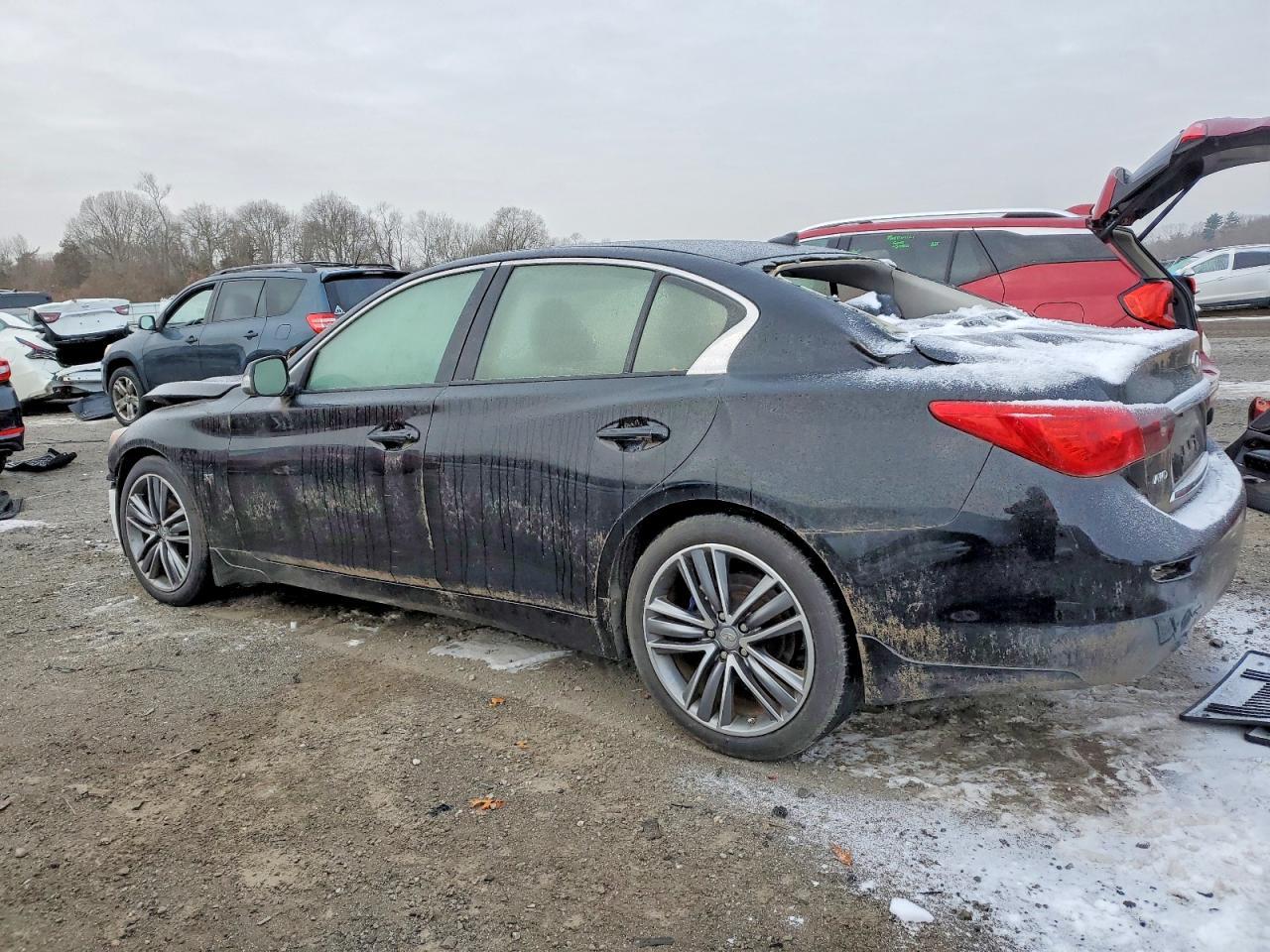 2014 Infiniti Q50 Premium - Image 2