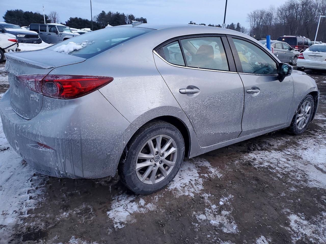 2015 Mazda 3 Touring - Фото 3