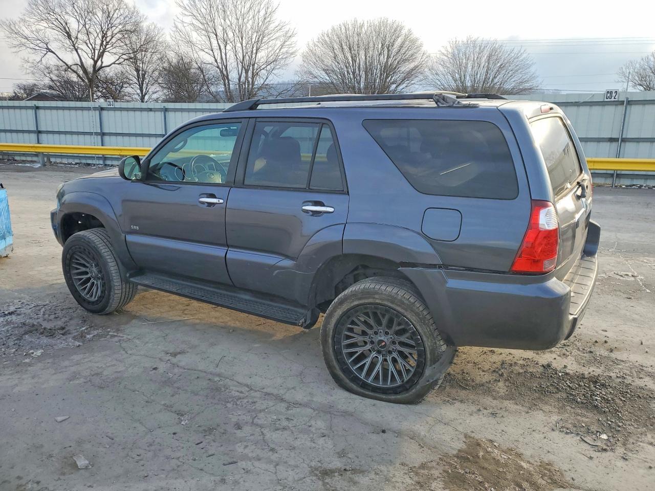 2006 Toyota 4Runner Sr5 - Image 2