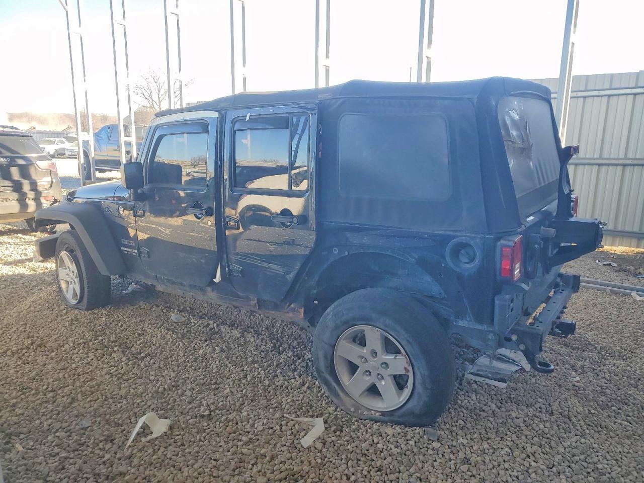 2017 Jeep Wrangler Unlimited Sport - Фото 2