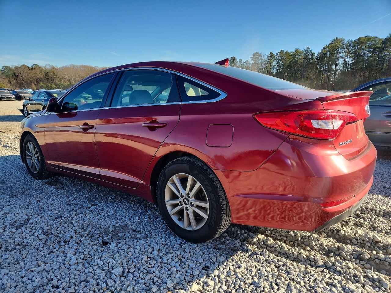 2015 Hyundai Sonata Se - Image 2
