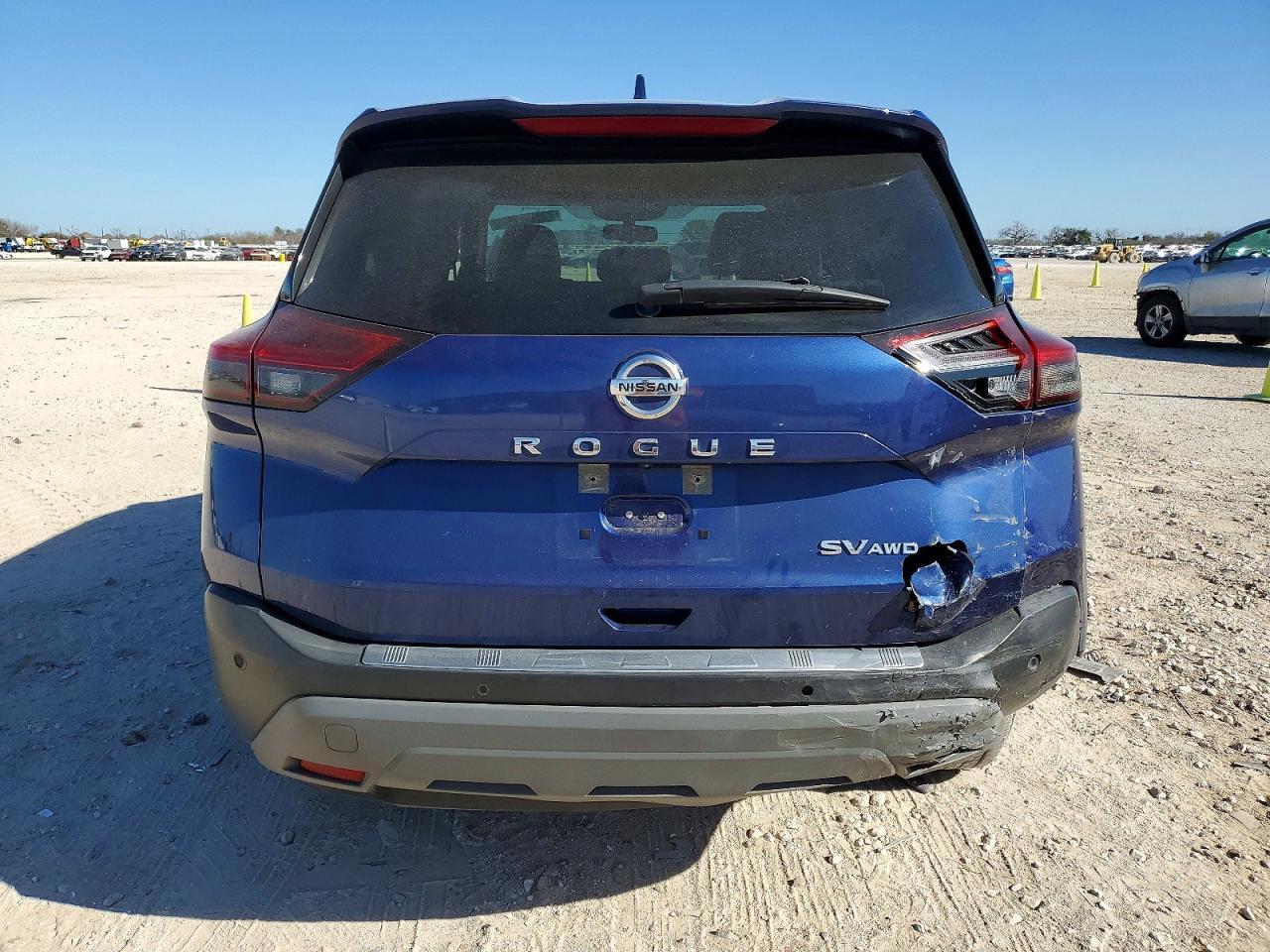2021 Nissan Rogue Sv - Image 6