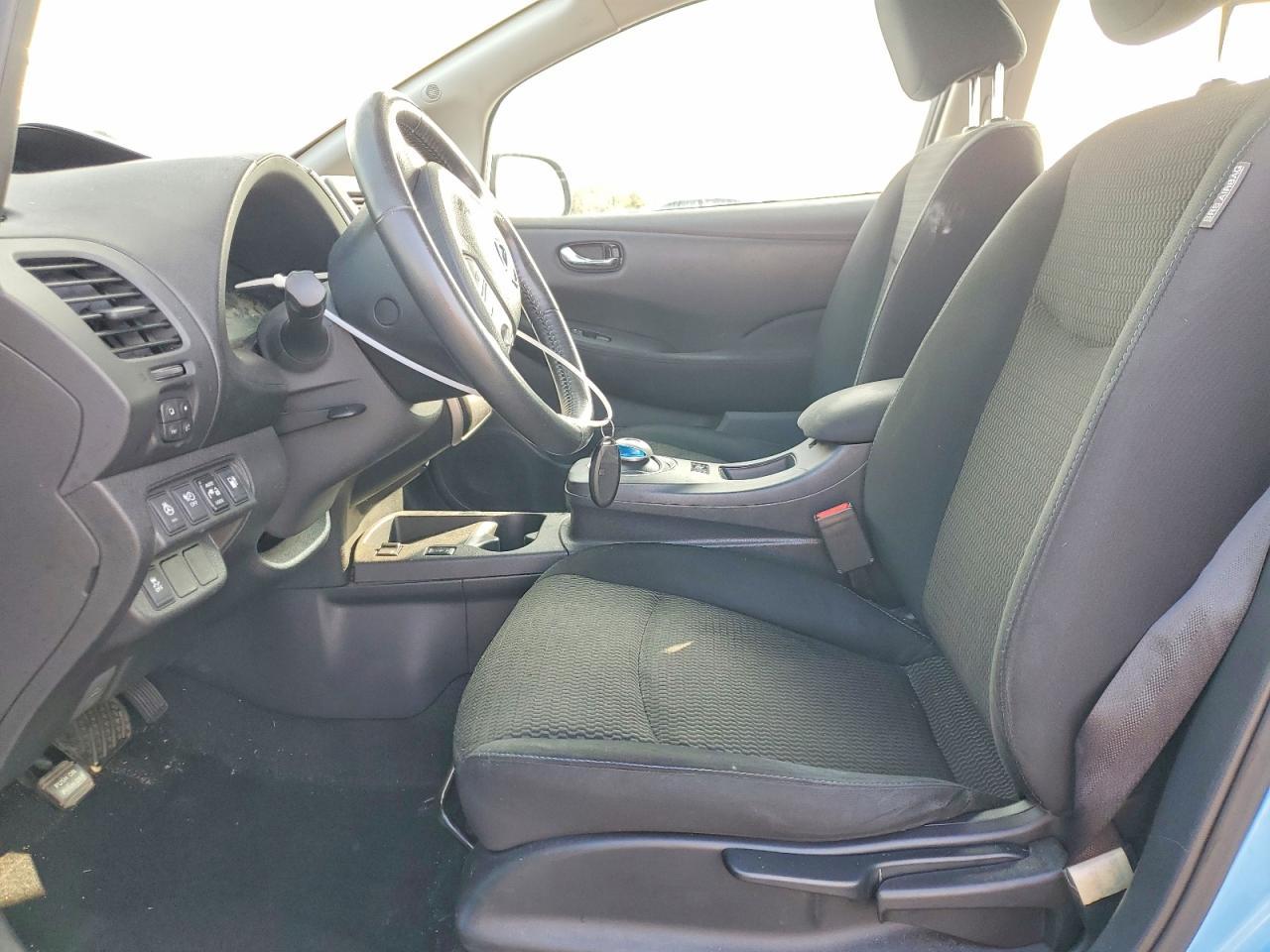 2015 Nissan Leaf S - Фото 7