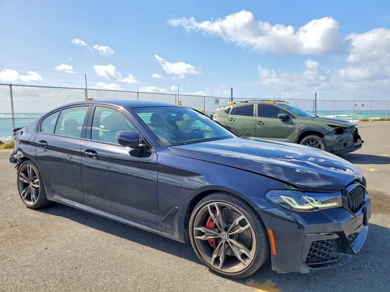 2023 BMW M550Xi - Image 4