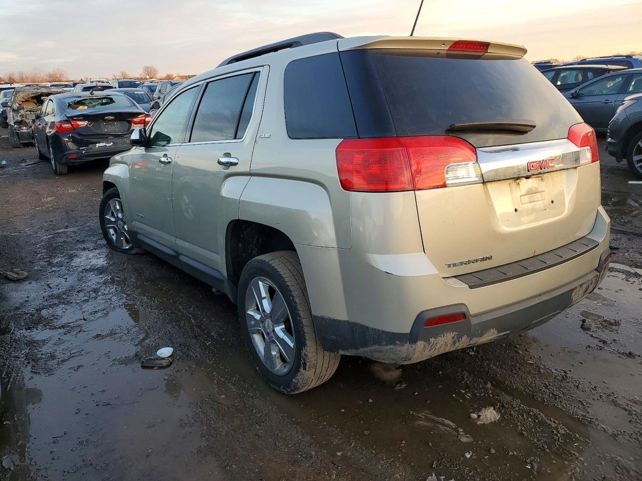 2015 GMC Terrain Sle - Фото 2
