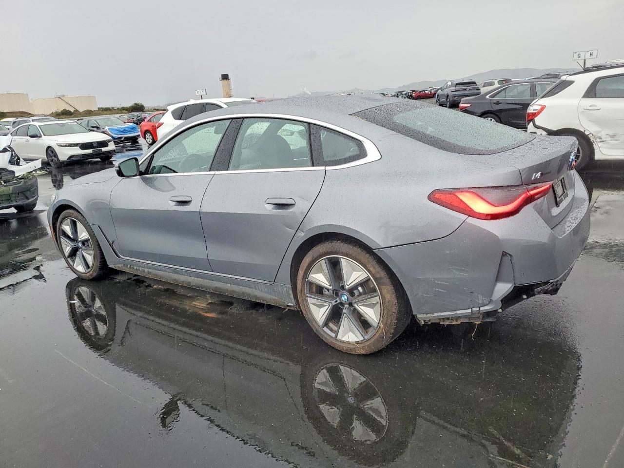 2025 BMW I4 Edrive 40 - Фото 2