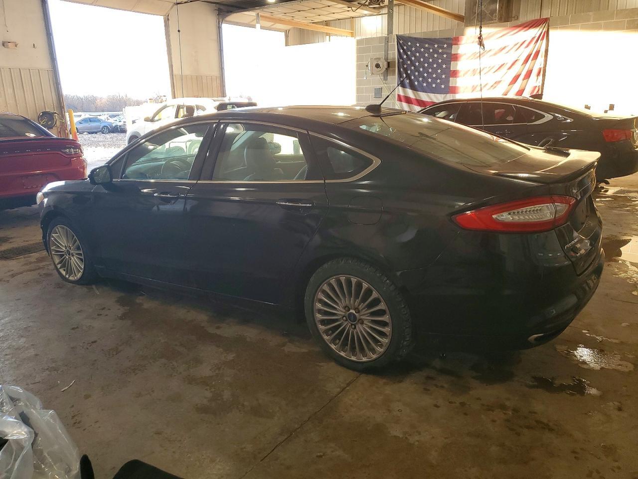 2016 Ford Fusion Titanium - Фото 2