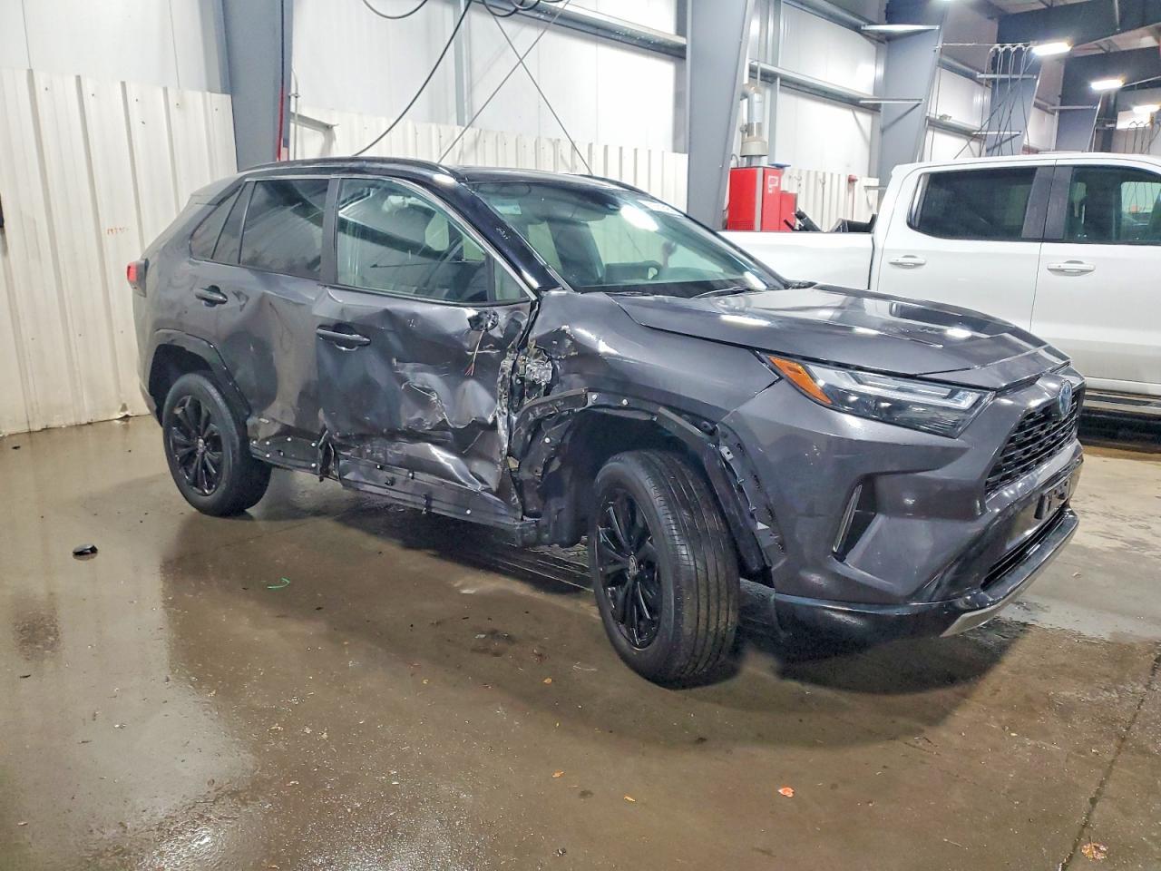 2022 Toyota Rav4 Xse - Image 4