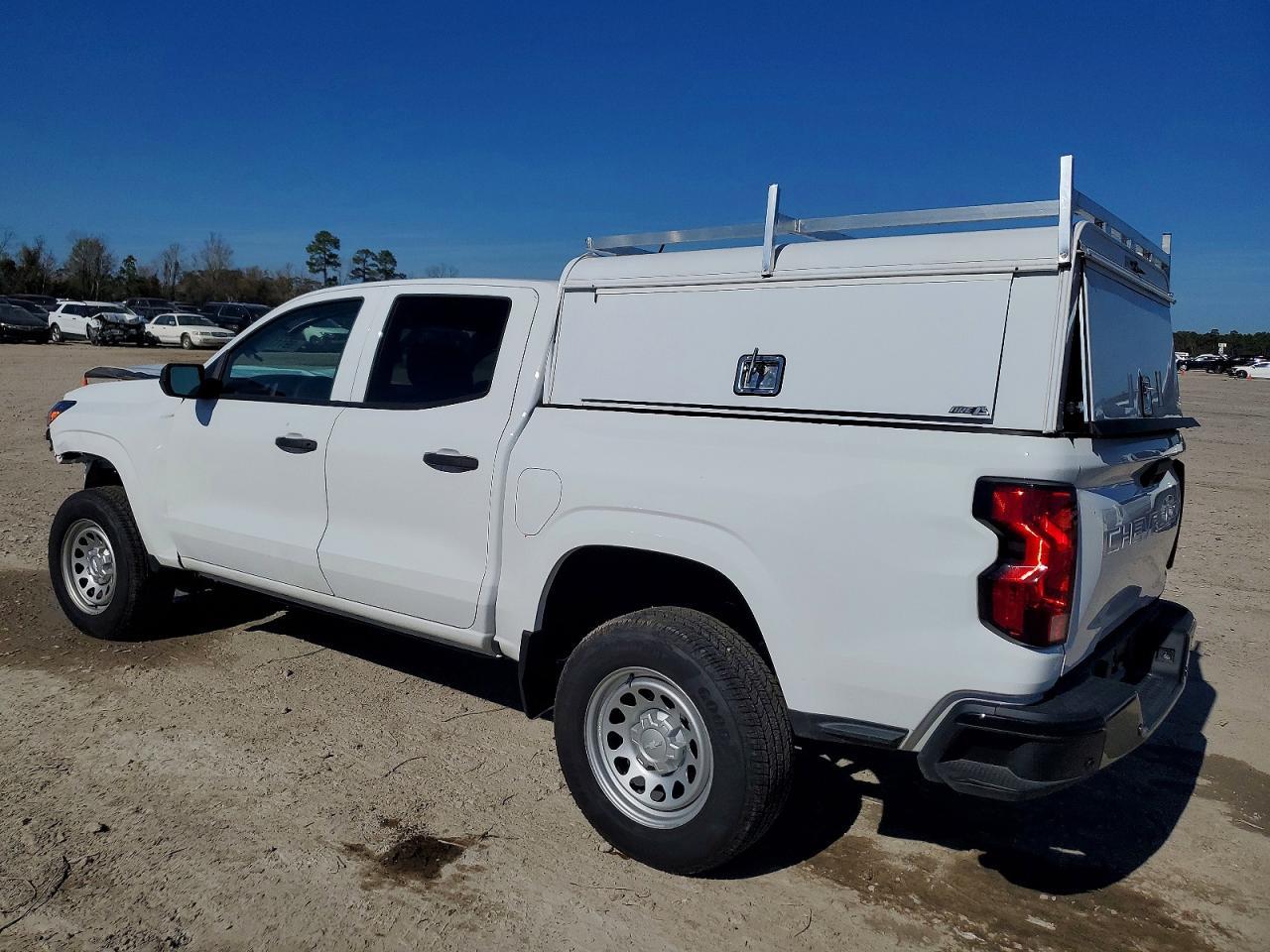 2025 Chevrolet Colorado - Фото 2