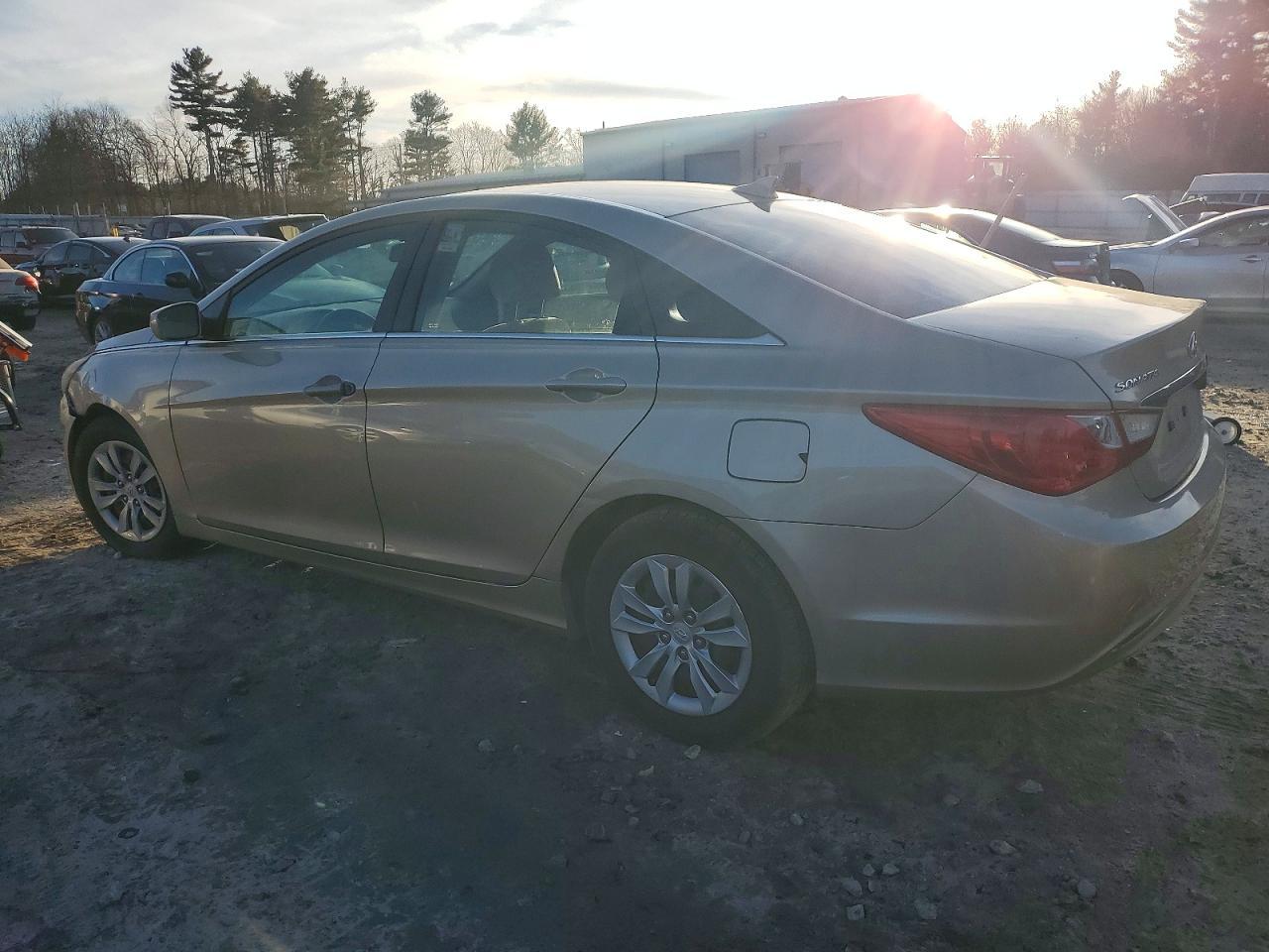 2012 Hyundai Sonata Gls - Фото 2