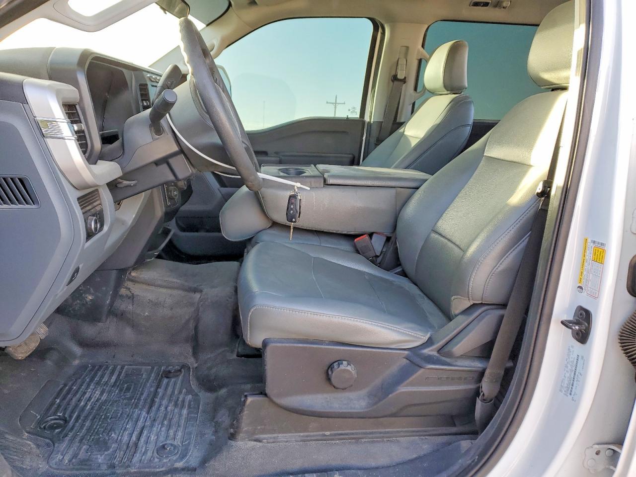 2024 Ford F250 Super Duty - Фото 7