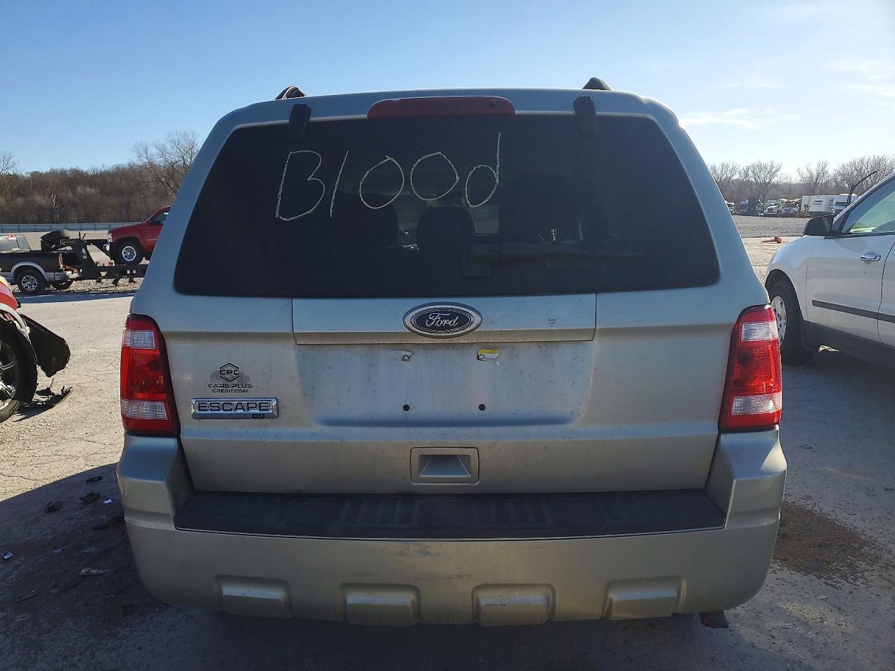 2010 Ford Escape Xlt - Image 6