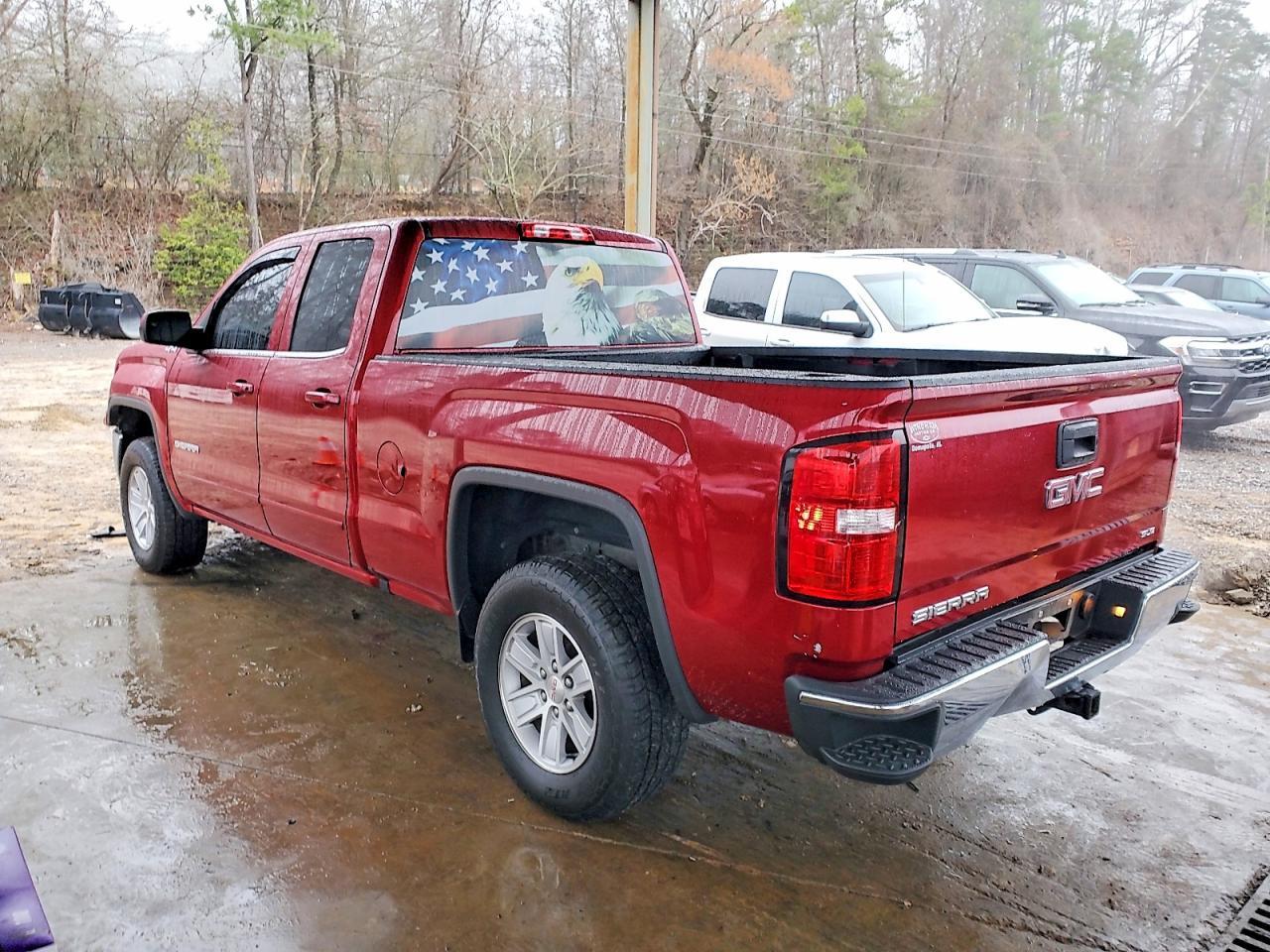 2018 GMC Sierra K1500 Sle - Image 2