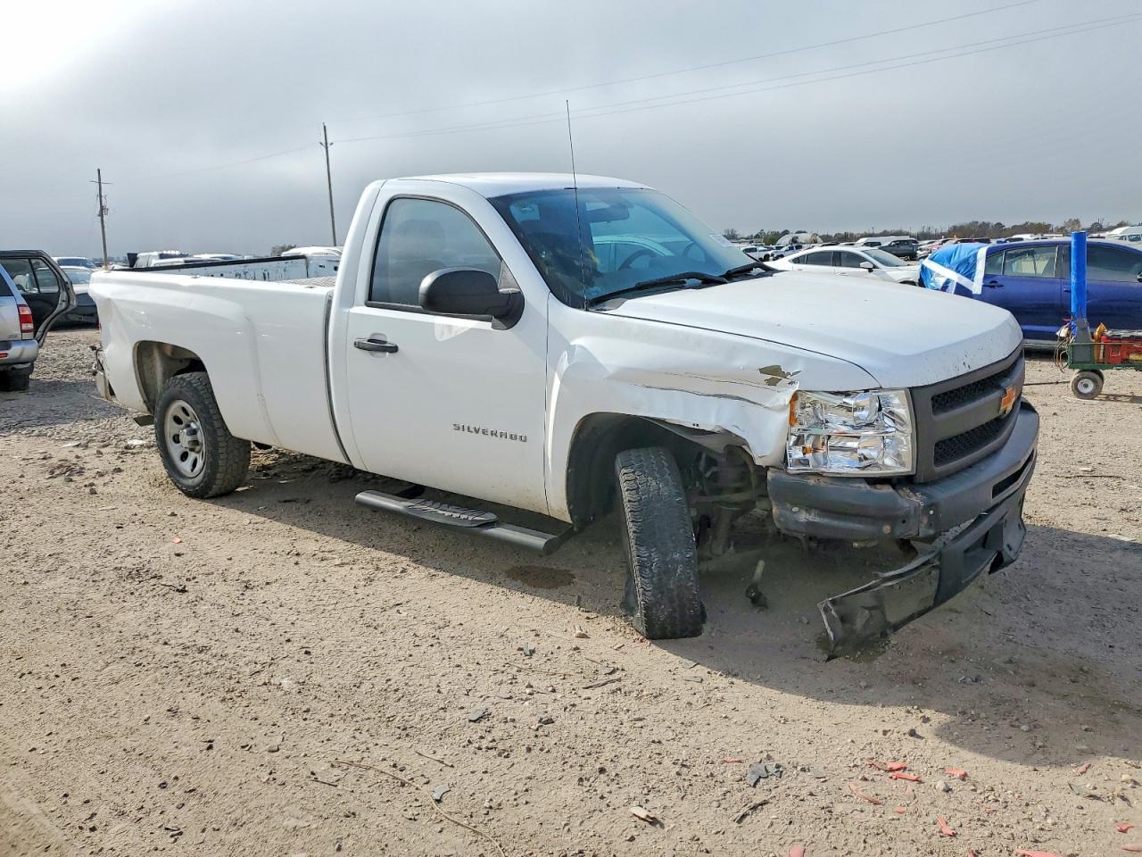 2013 Chevrolet Silverado C1500 - Image 4