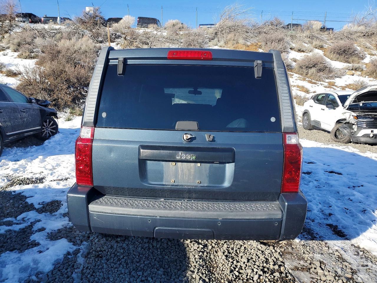 2008 Jeep Commander Sport - Image 6