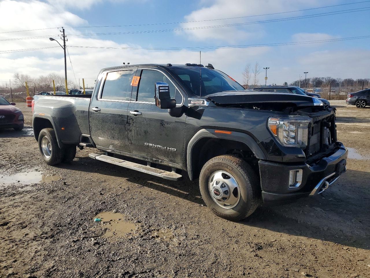 2023 GMC Sierra K3500 Denali - Image 4