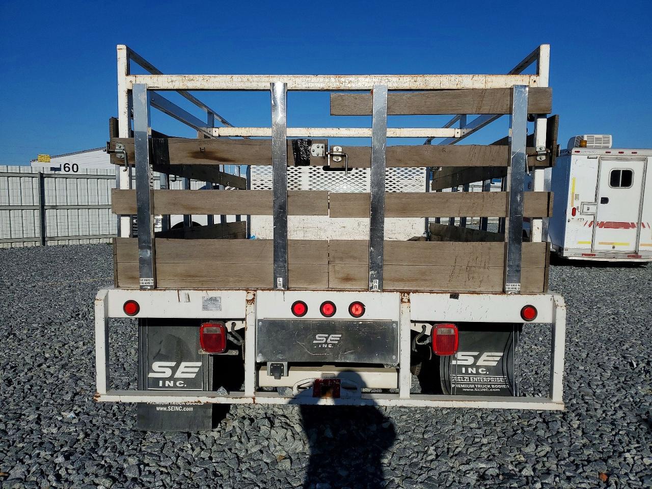 2020 Ford F350 Super Duty Flatbed Truck - Фото 6
