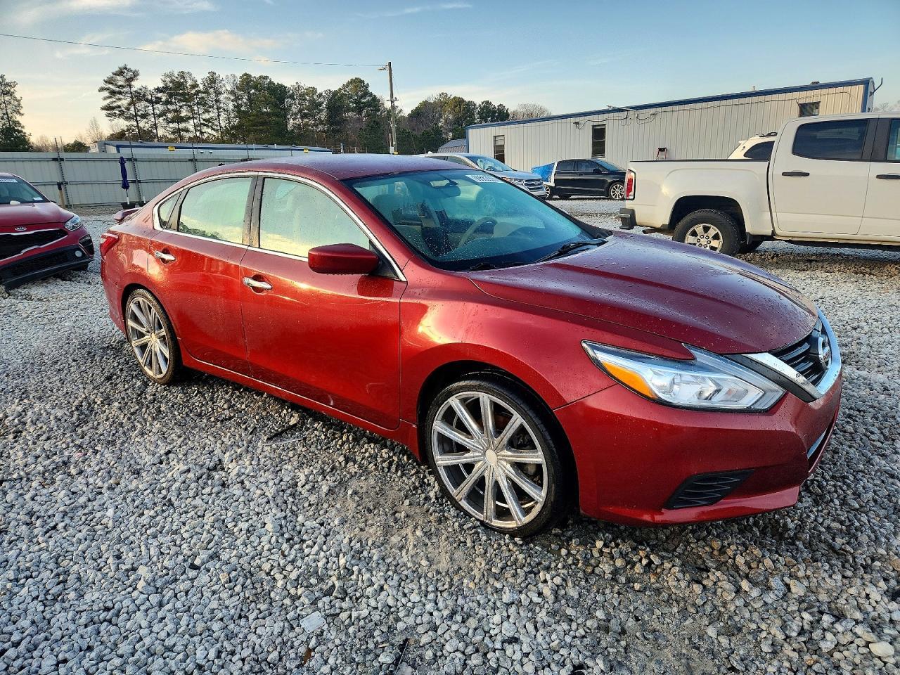 2016 Nissan Altima 2.5 S - Фото 4