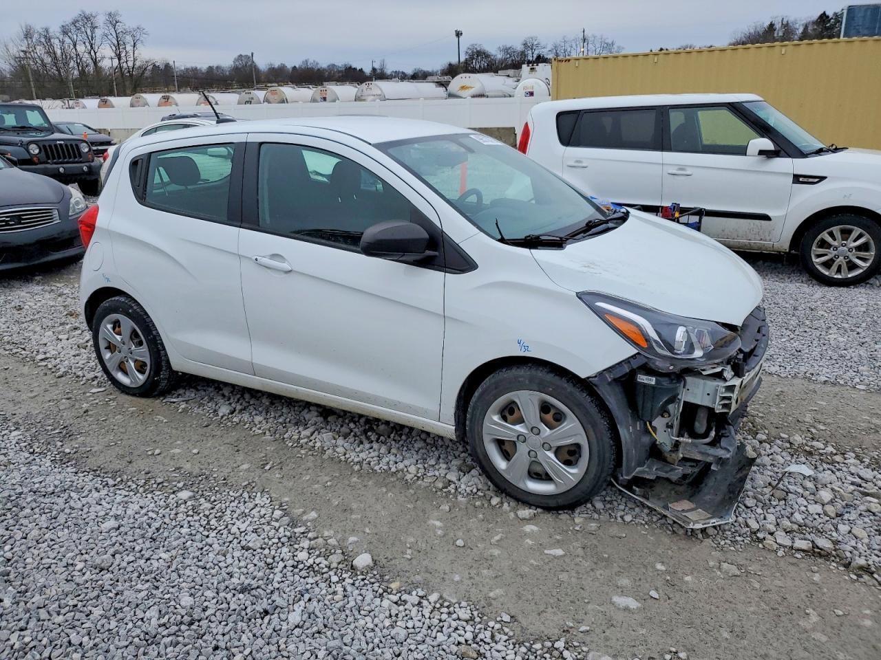 2019 Chevrolet Spark Ls - Фото 4