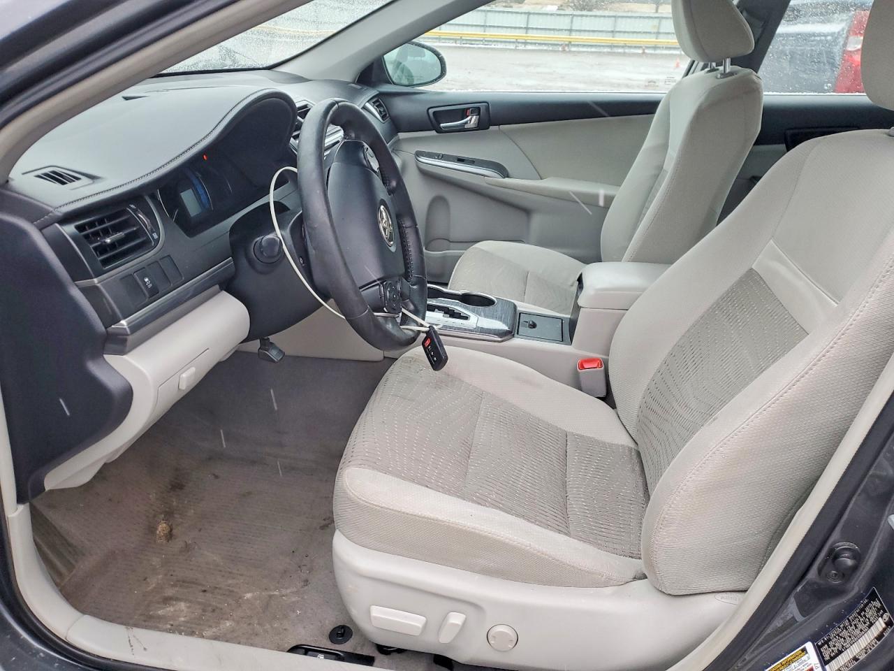 2012 Toyota Camry Hybrid - Image 7