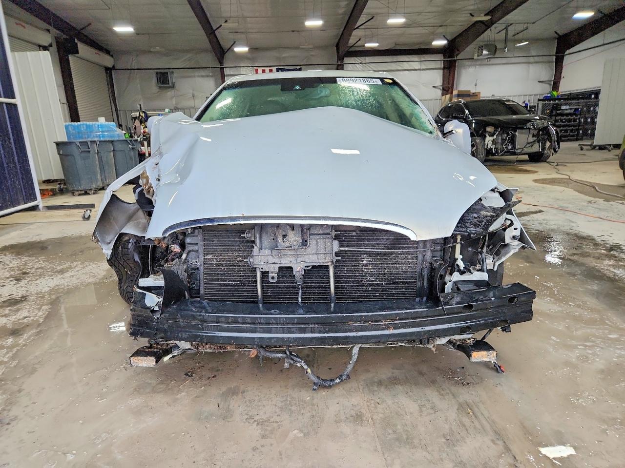 2010 Buick Lucerne Cxl - Image 5