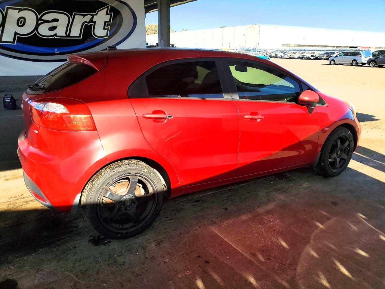 2013 Kia Rio 5-Door - Фото 3