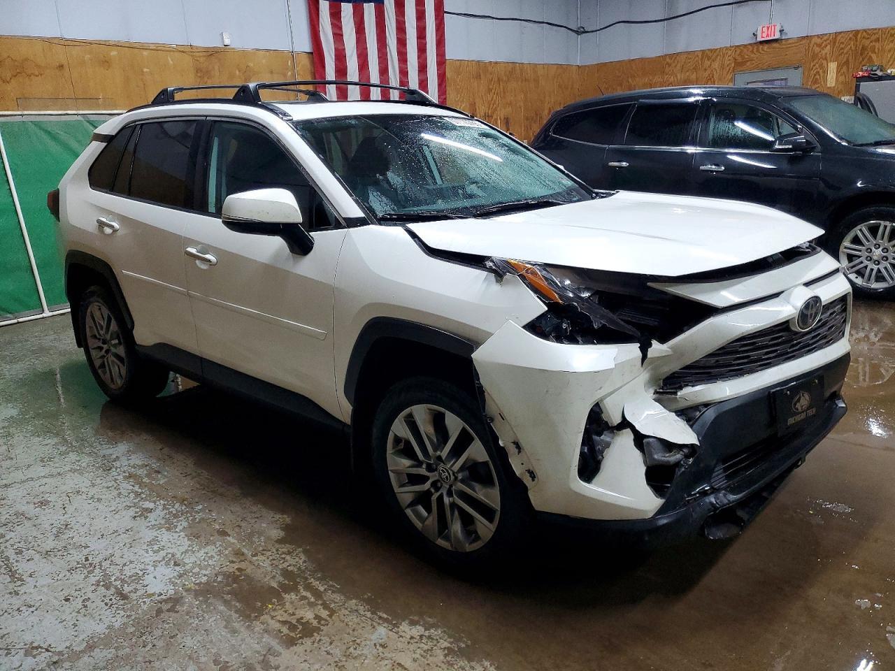2022 Toyota Rav4 Limited - Фото 4