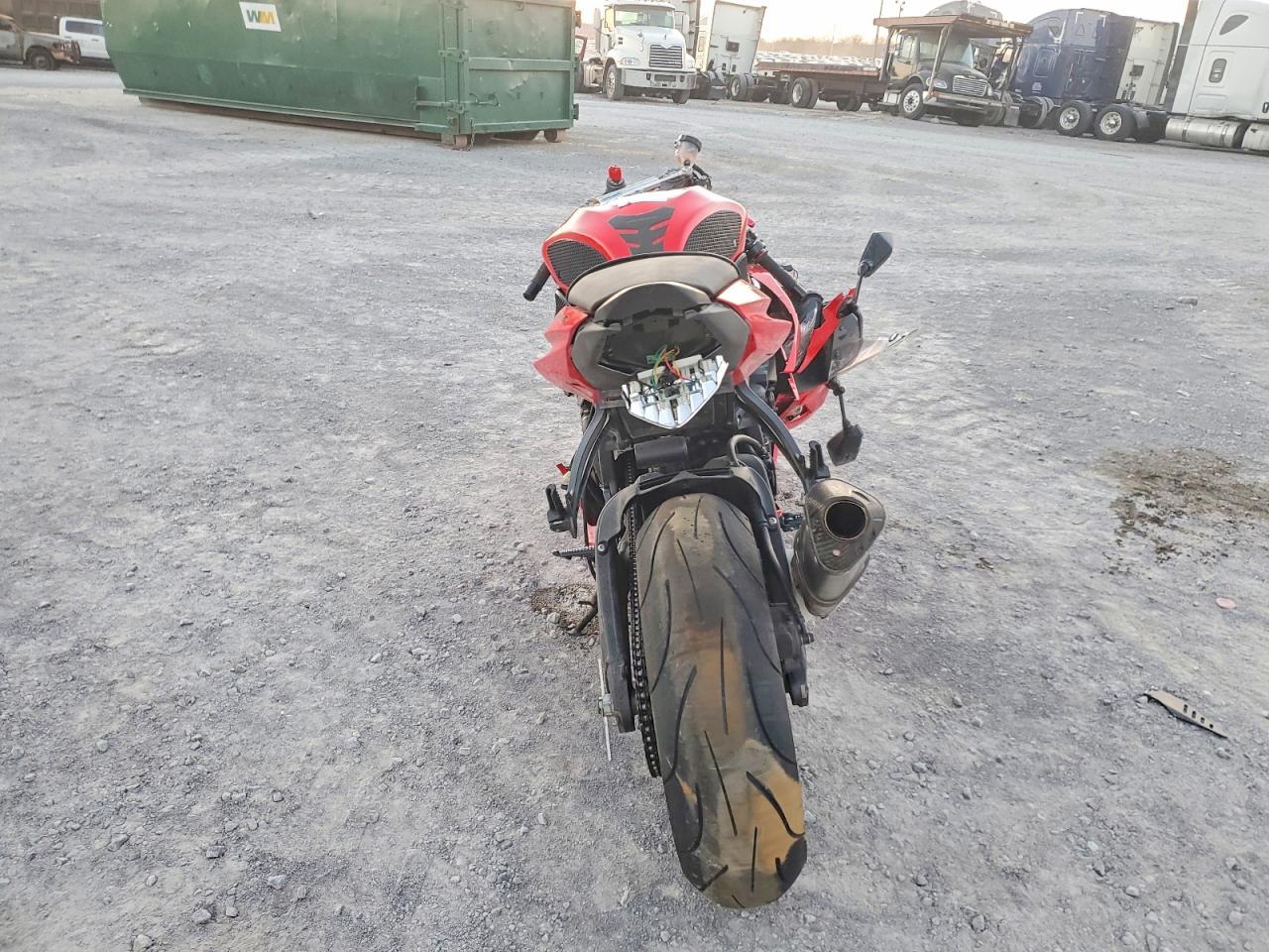 2010 Kawasaki Zx600 R - Image 4