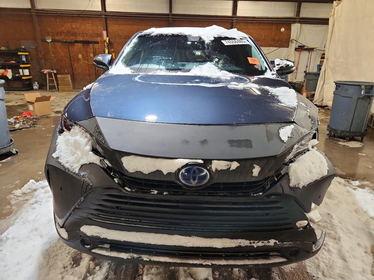 2021 Toyota Venza Le - Image 5