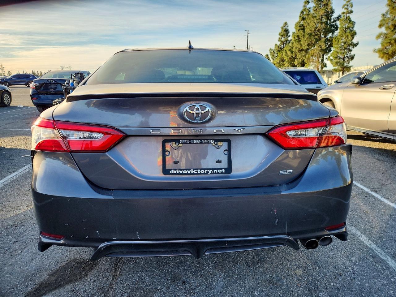 2019 Toyota Camry Se - Фото 6