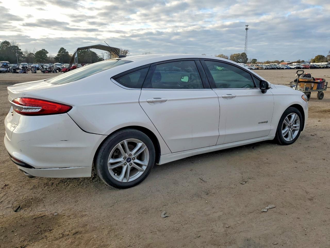 2018 Ford Fusion Se Hybrid - Фото 3