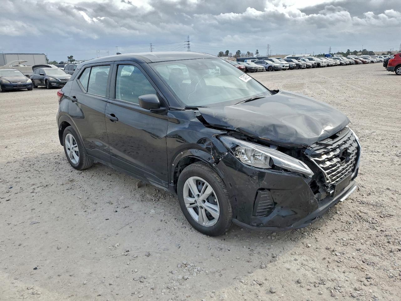 2025 Nissan Kicks Play S - Фото 4