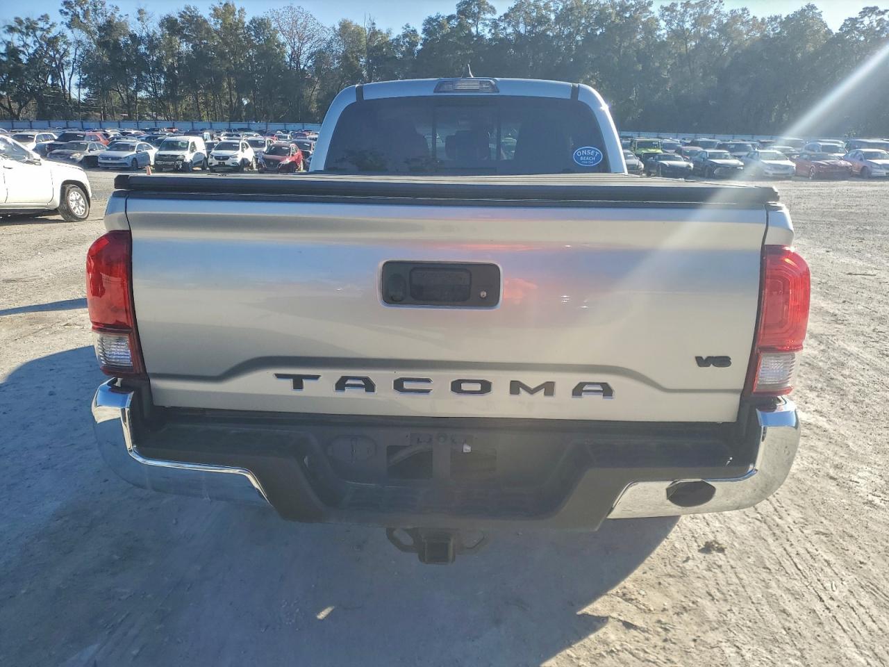 2022 Toyota Tacoma Double Cab - Image 6