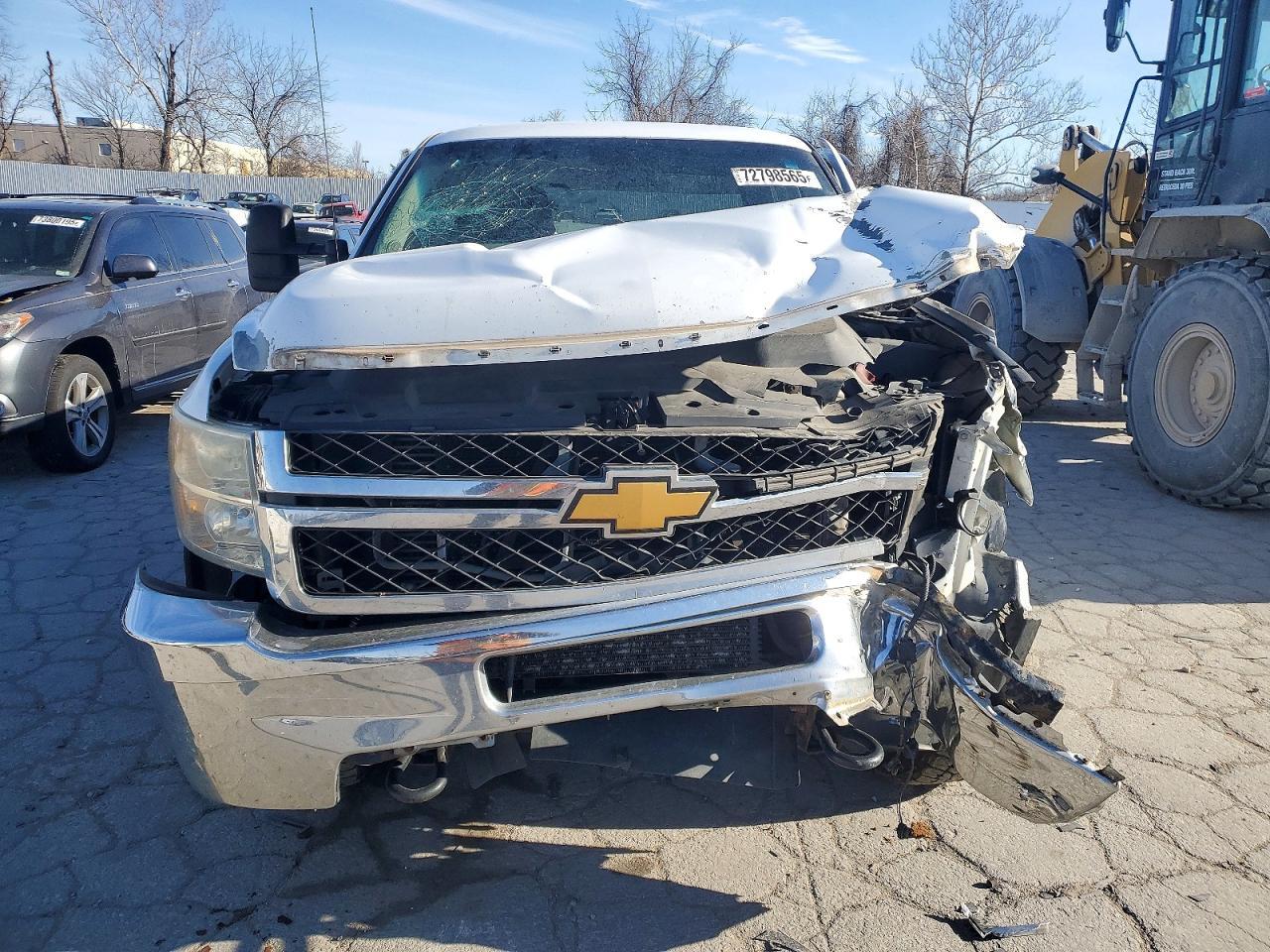2013 Chevrolet Silverado K2500 Heavy Duty - Фото 5