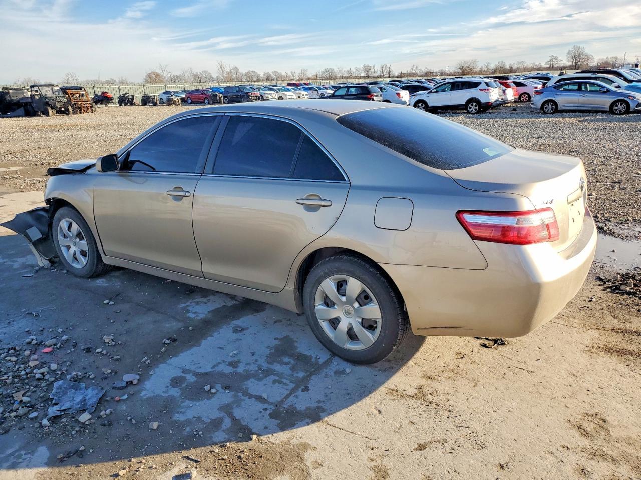 2008 Toyota Camry Ce - Фото 2