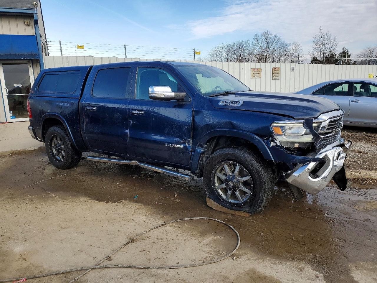2020 Ram 1500 Laramie - Фото 4