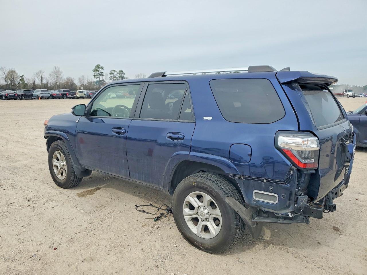 2023 Toyota 4Runner Sr5 - Фото 2