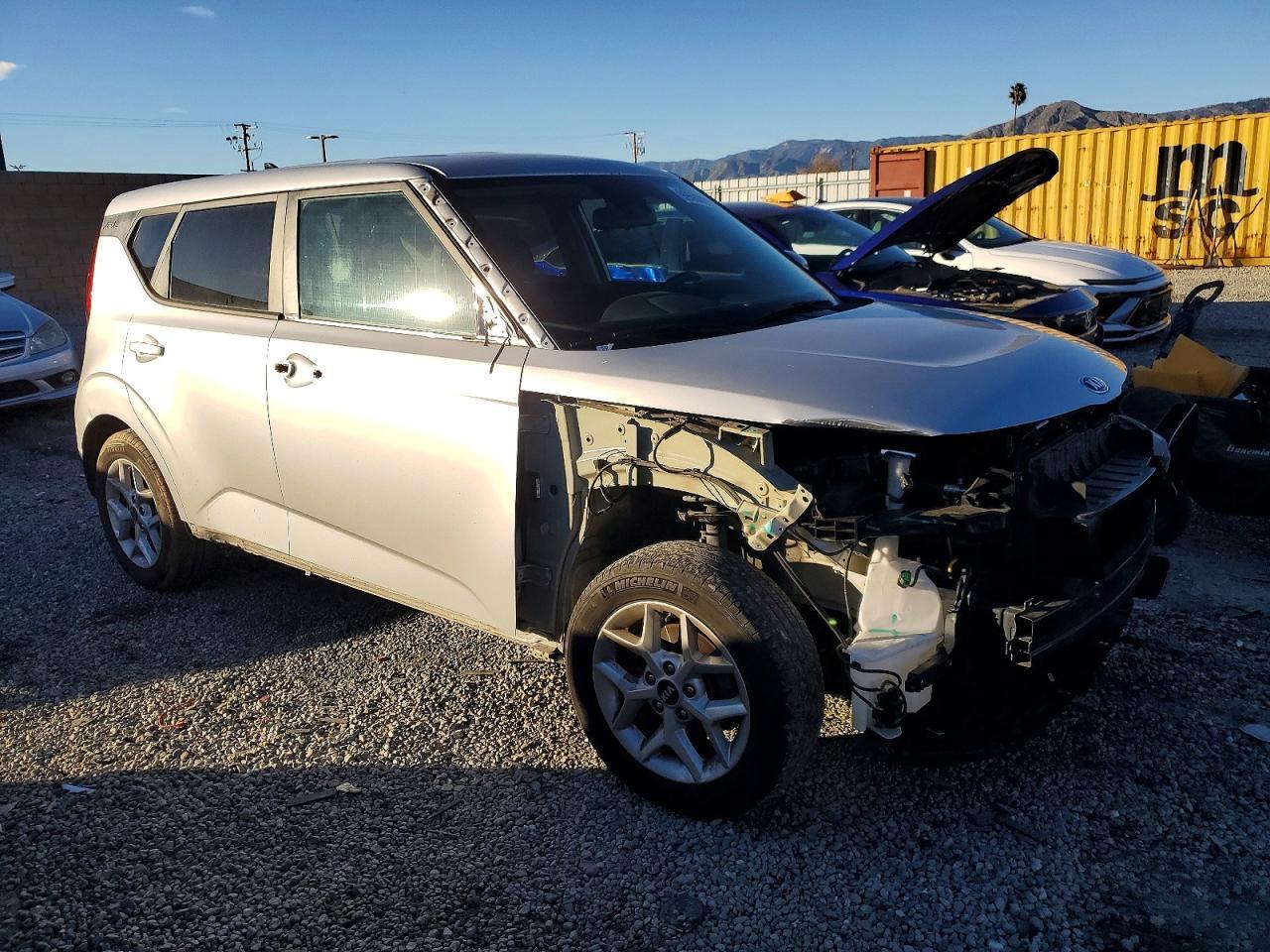 2020 Kia Soul Lx - Image 4