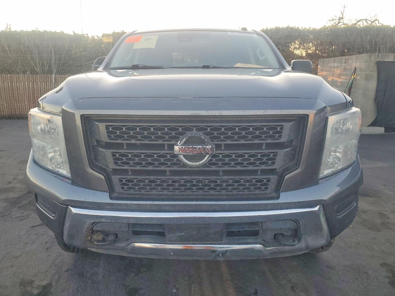 2021 Nissan Titan Sv - Фото 5