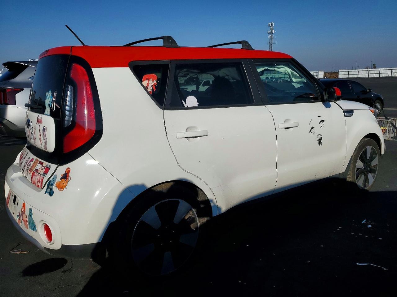 2017 Kia Soul + - Image 3