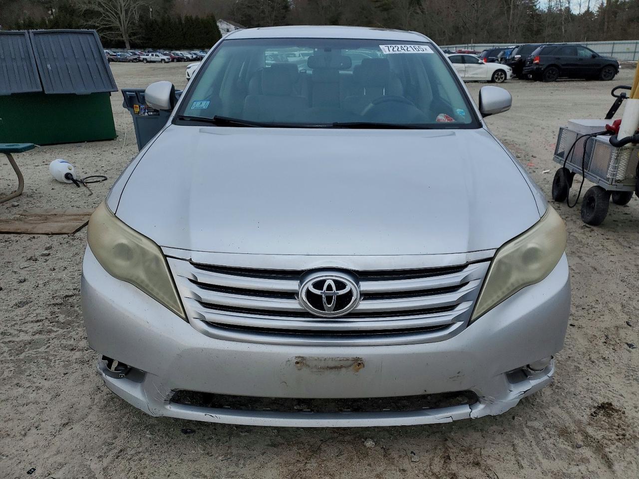 2011 Toyota Avalon Base - Image 5
