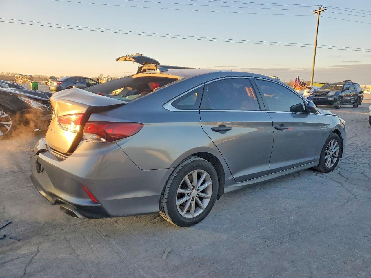 2018 Hyundai Sonata Se - Фото 3