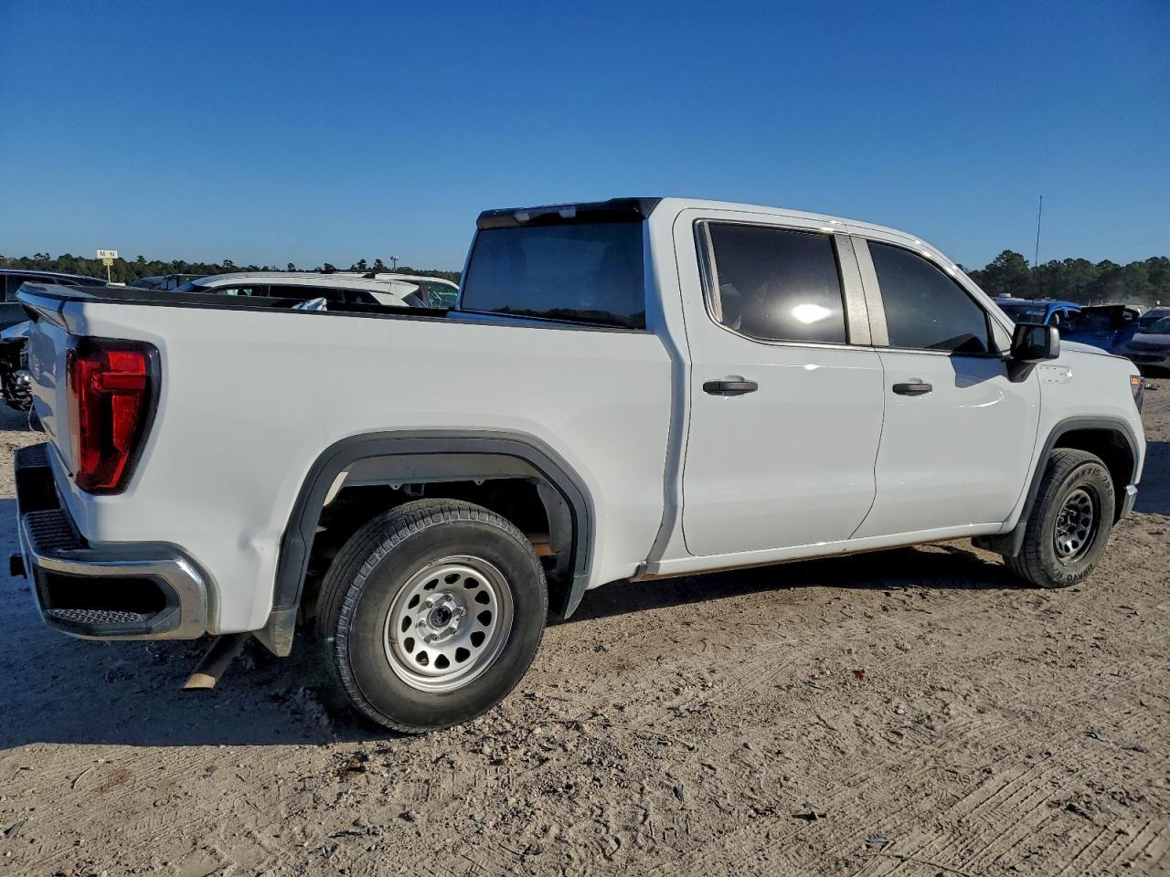 2023 GMC Sierra C1500 - Фото 3